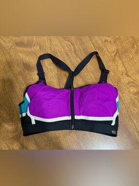 Victoria’s Secret VSX Sports Bra